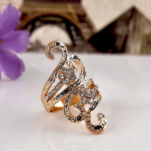 Unique Gold filled Austrian Crystal Ring Size 8 - Picture 5 of 6